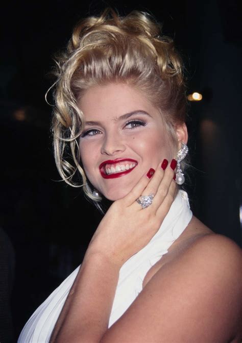 nicole smith|Anna Nicole Smiths Death: Her Sudden Passing and Its Aftermath